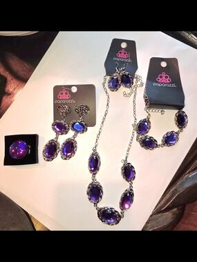 paparazzi Silver-Tone Purple Oval Crystal Jewelry Set